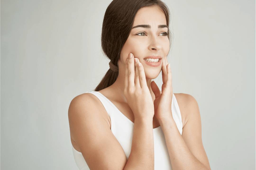 how-to-curb-invisalign-pain-at-night-movemints